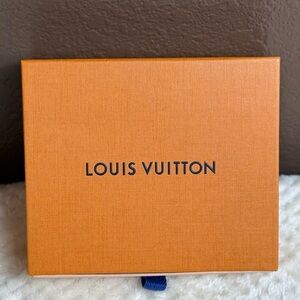 Louis Vuitton Signature Small Gift Box— Excellent Condition 🎁